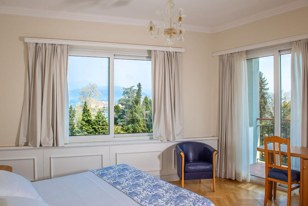 Royal Hotel