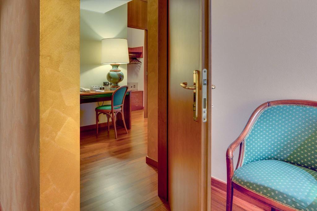 Hotel Raffaello Milan photo 21