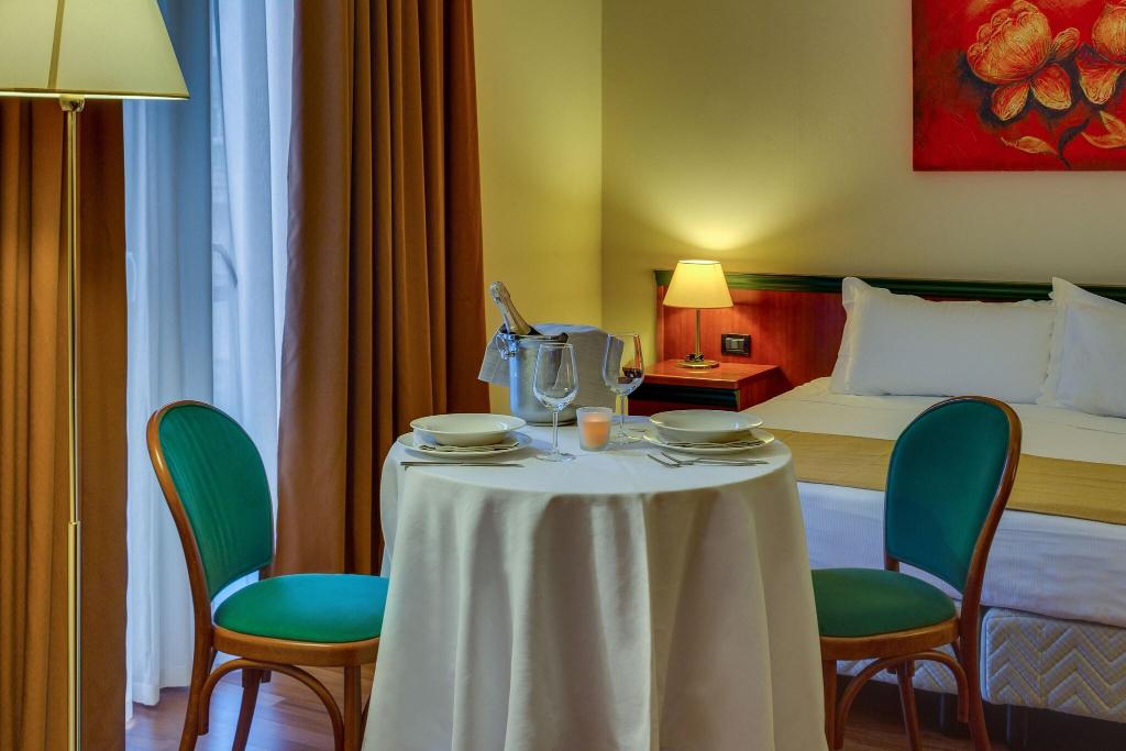 Hotel Raffaello Milan photo 23