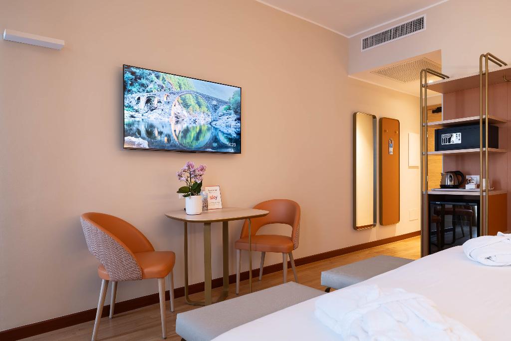 Hotel Raffaello Milan photo 35