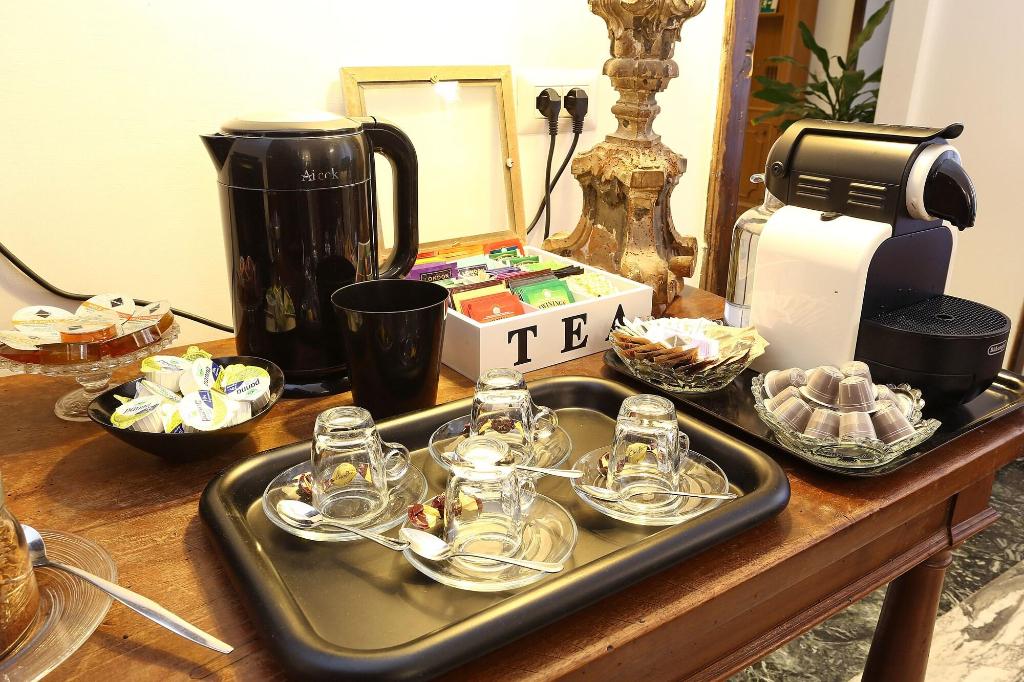 Caesars House Bed & Breakfast