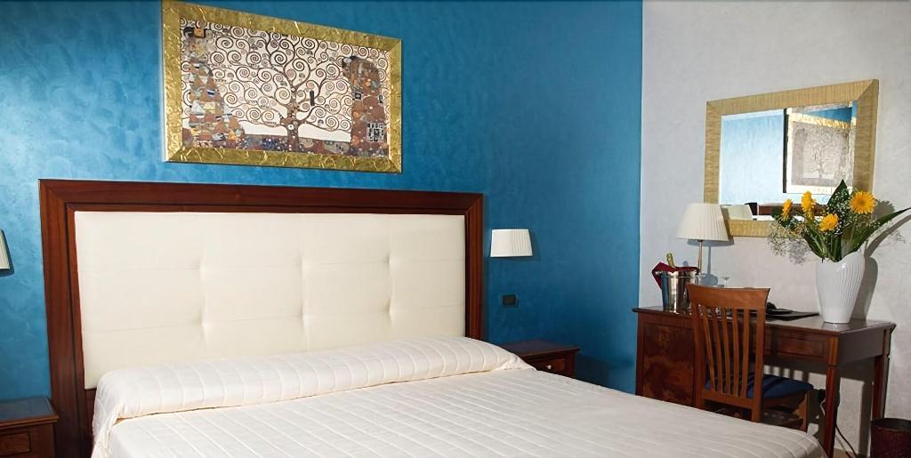 Hotel Flora