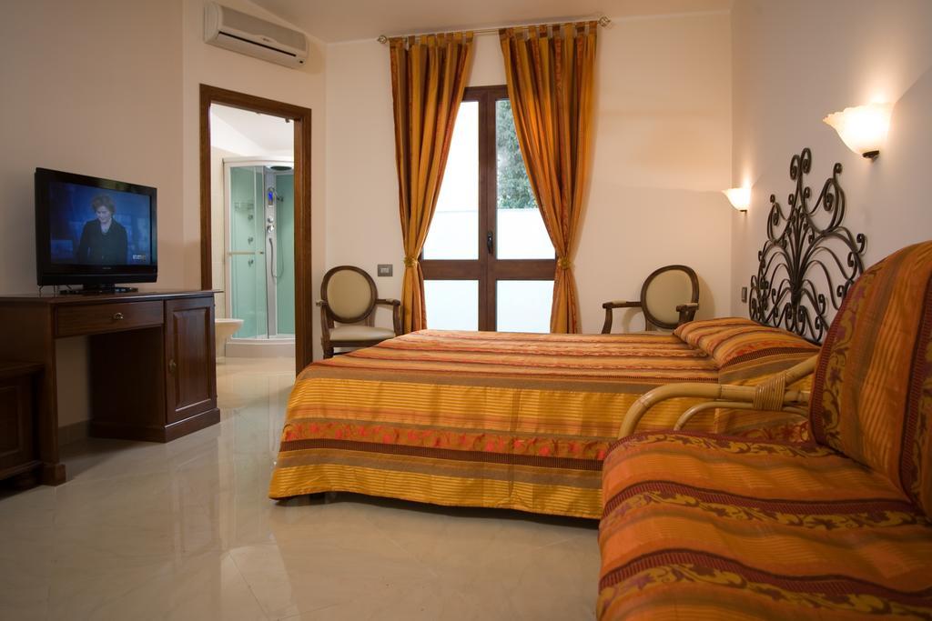 Hotel Hieracon Carloforte