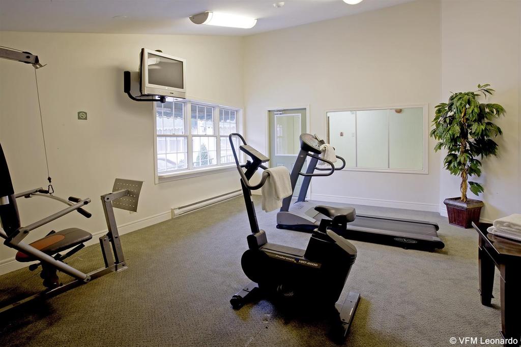 Comfort Inn And Suites Thousand Islands Harbour District