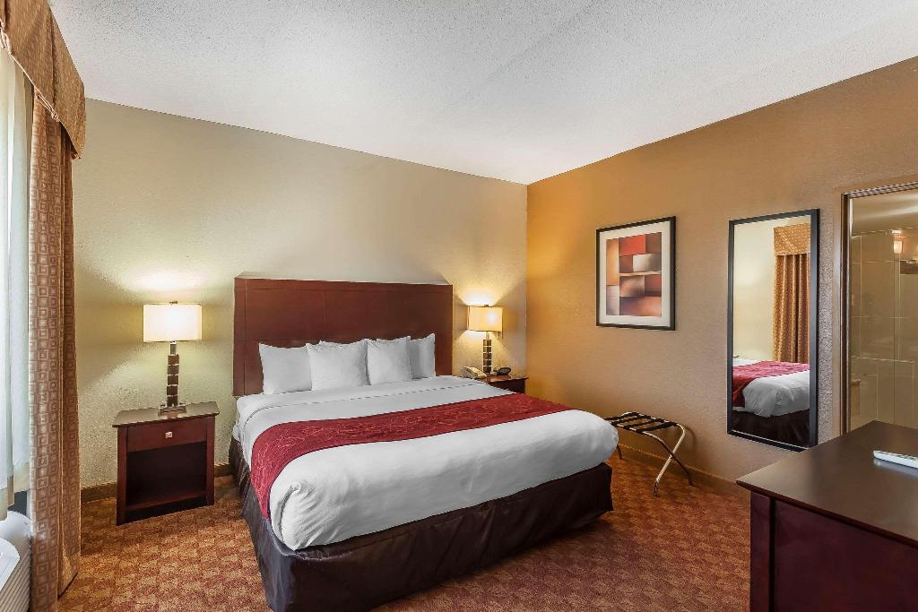 Comfort Suites Suffolk - Chesapeake