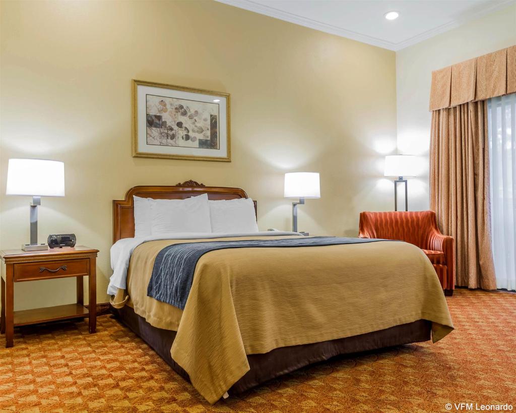 Comfort Inn Monterey Peninsula Airport