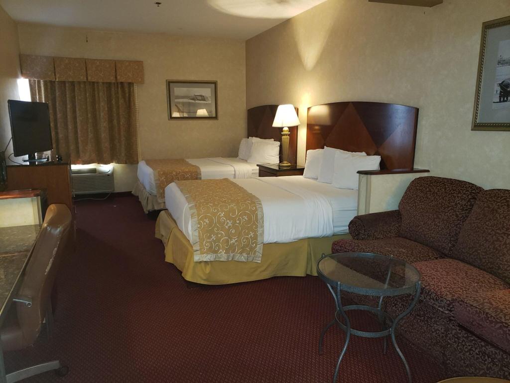 Comfort Suites