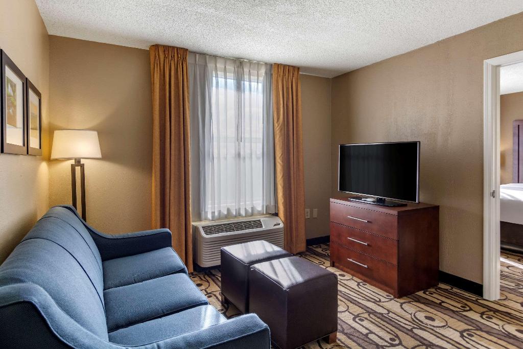 Comfort Inn & Suites Staunton
