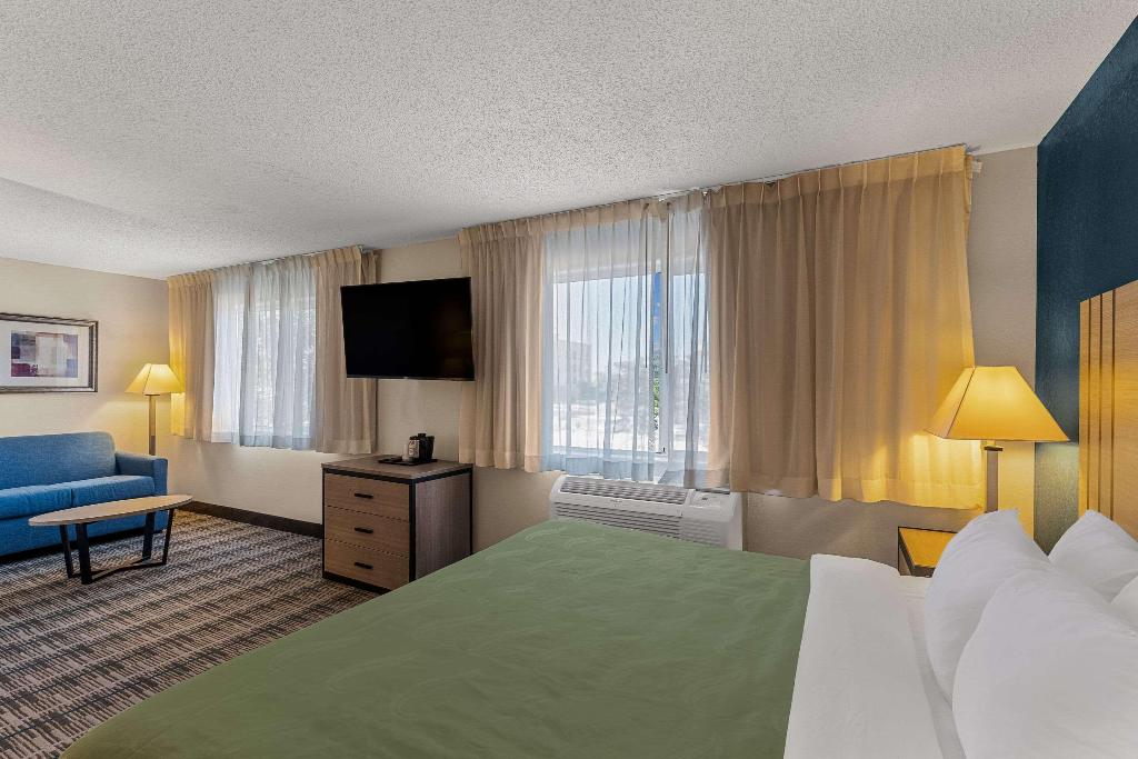 Quality Inn Denver Northeast Brighton