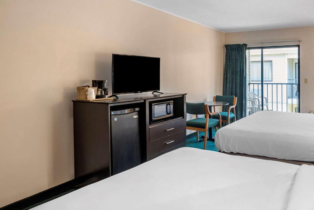 Rodeway Inn & Suites Rehoboth Beach