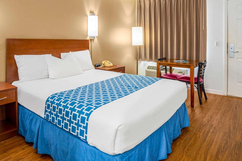 Econo Lodge Crystal River