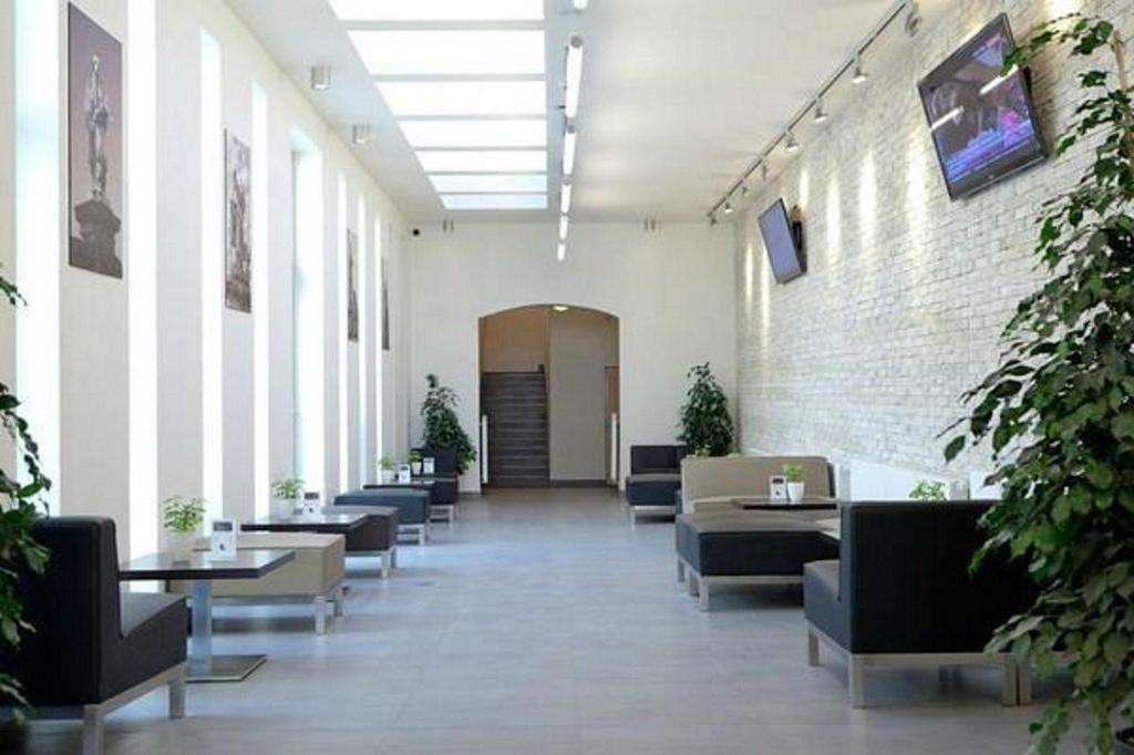 Hotel Adeba, Karlín