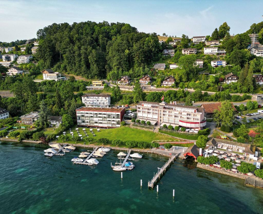 HERMITAGE Lake Lucerne