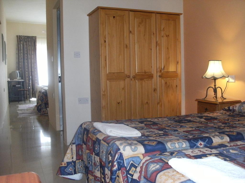 Lantern Guest House — property photo 1