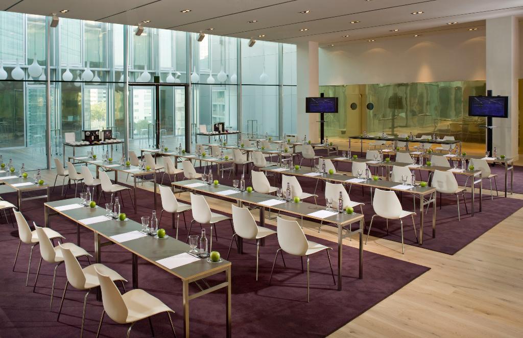 Imagem da galeria de The Level At Melia Barcelona Sky