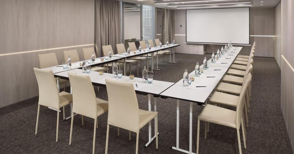 Imagem da galeria de The Level At Melia Barcelona Sky