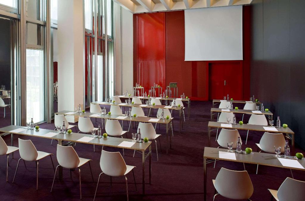 Imagem da galeria de The Level At Melia Barcelona Sky