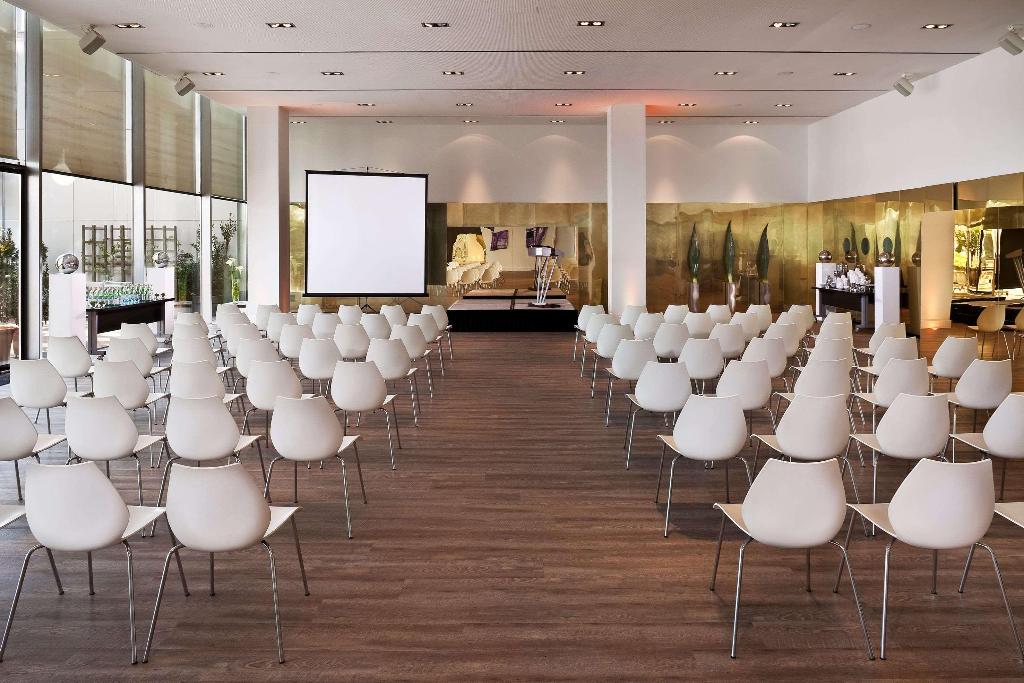 Imagem da galeria de The Level At Melia Barcelona Sky