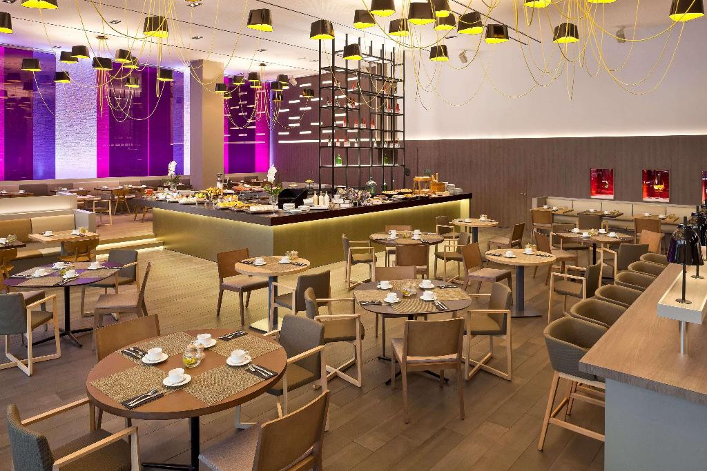 Imagem da galeria de The Level At Melia Barcelona Sky