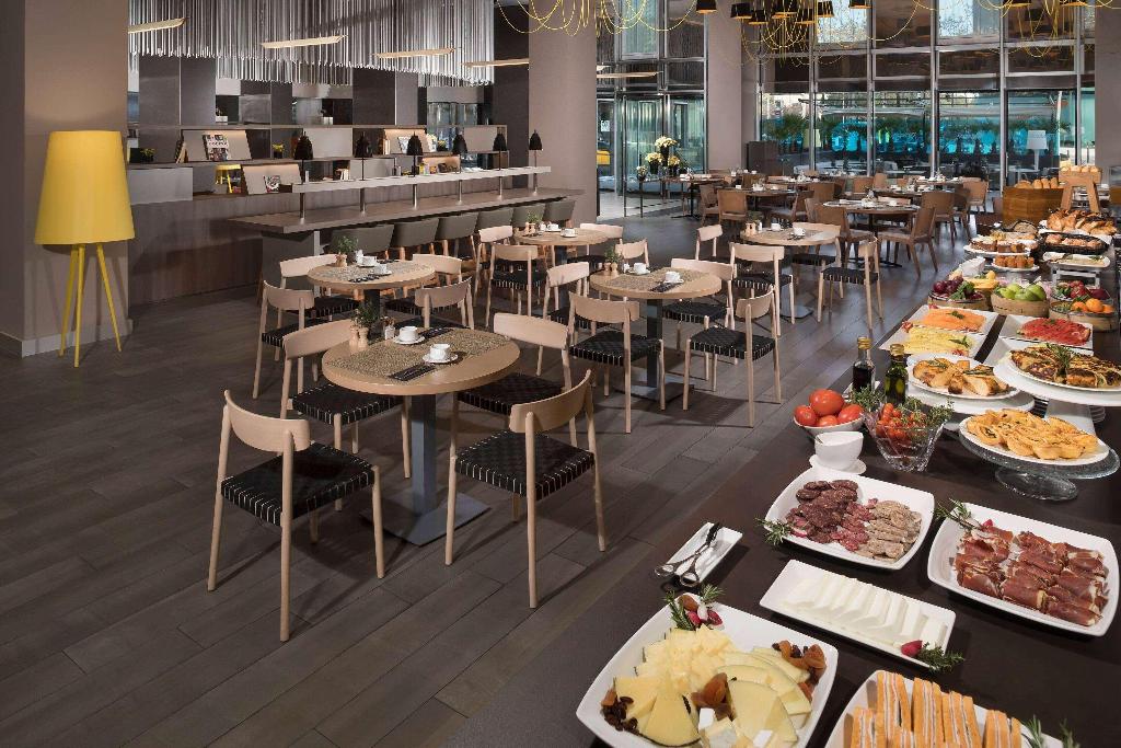 Imagem da galeria de The Level At Melia Barcelona Sky