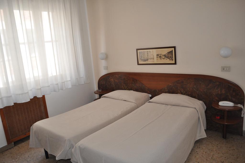 Hotel Cecile