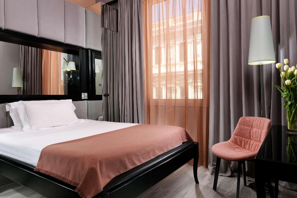Leon's Place Hotel