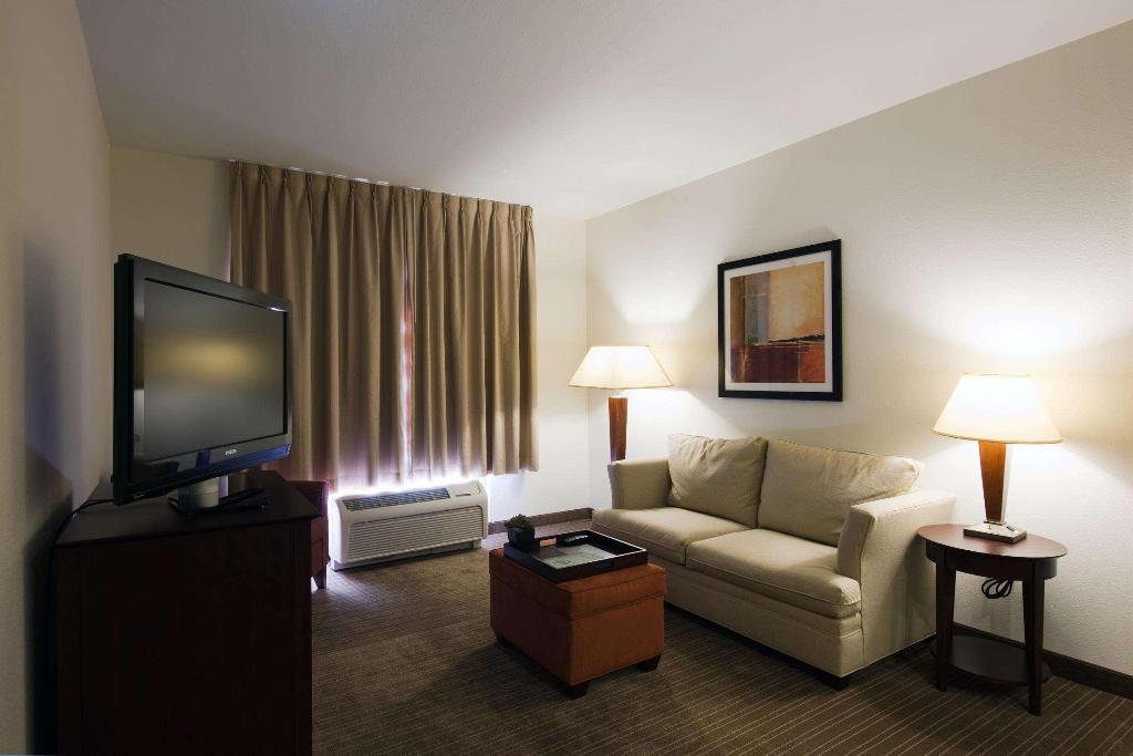 Homewood Suites by Hilton St. Louis - Galleria