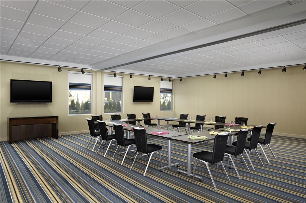 Aloft Vaughan Mills photo 69