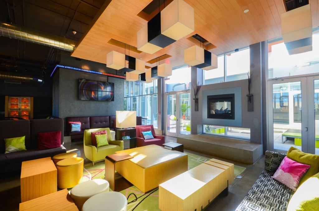 Aloft Vaughan Mills photo 14