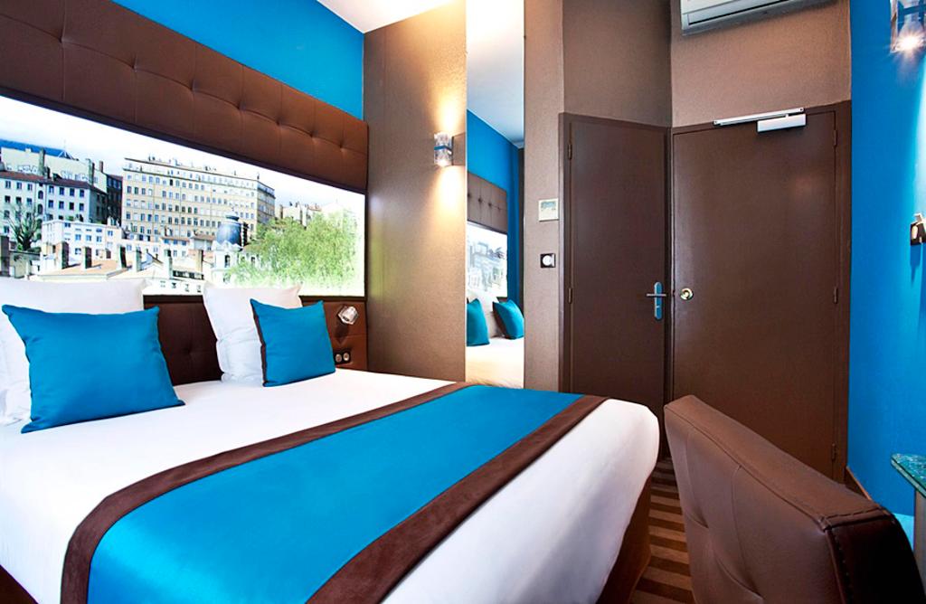 Hotel Des Savoies Lyon Perrache