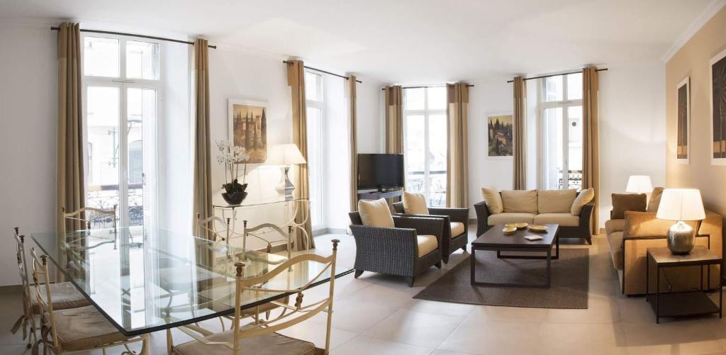 Cannes Croisette Prestige