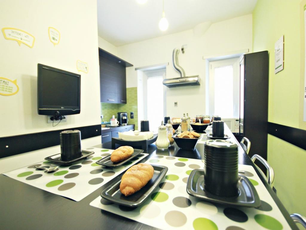 Moai Home