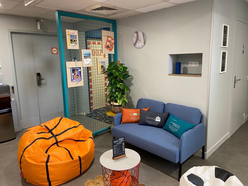 Ibis Budget Lunel Porte De Camargue