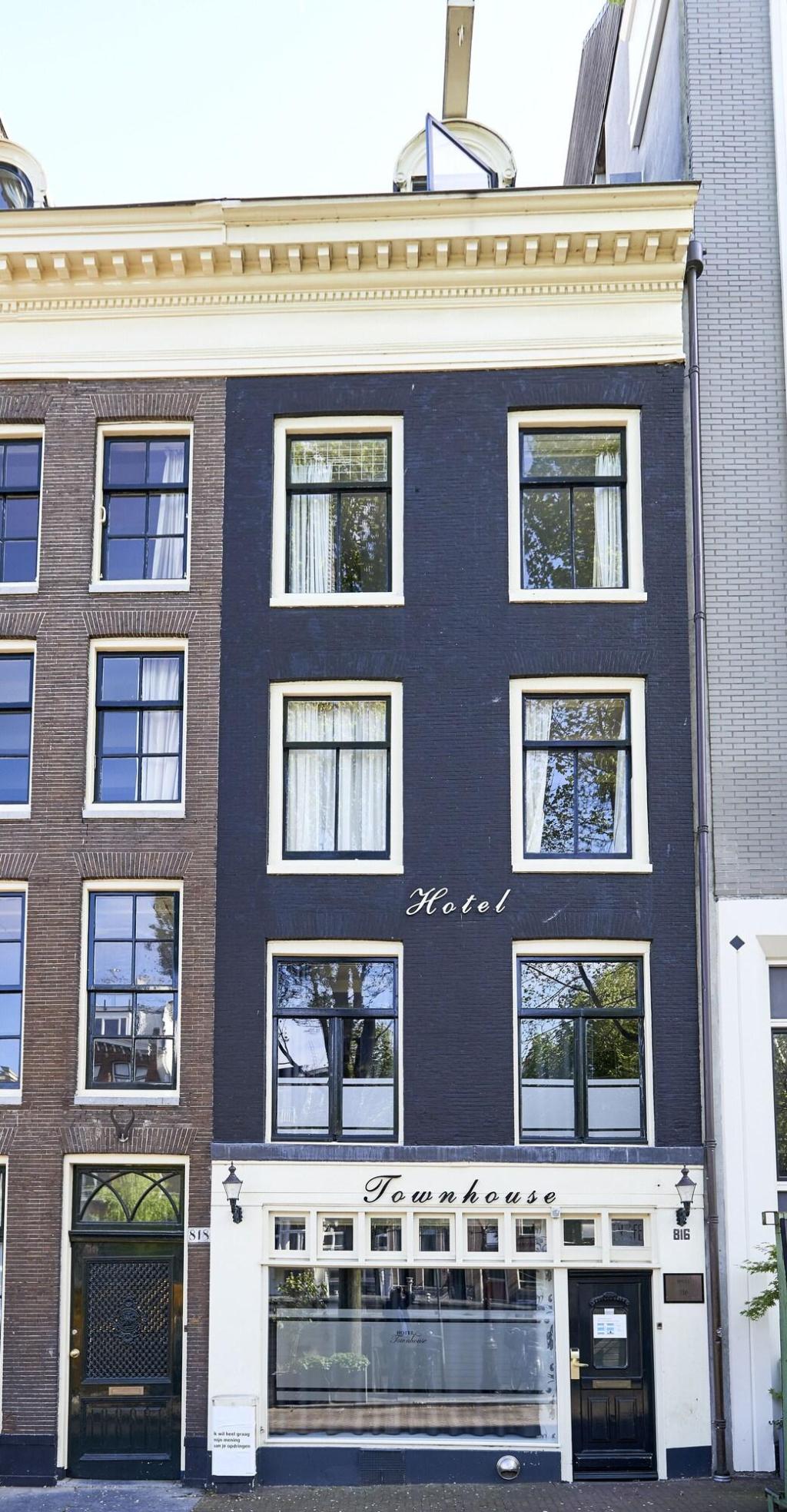 The Townhouse Hotel