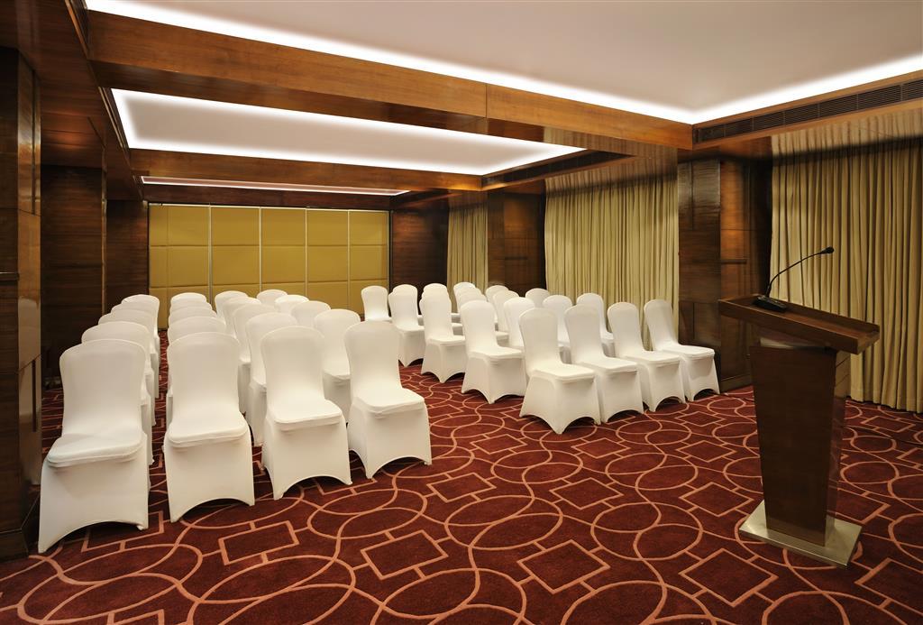 Four Points By Sheraton (Former Royal Orchid Central Ahmedabad)
