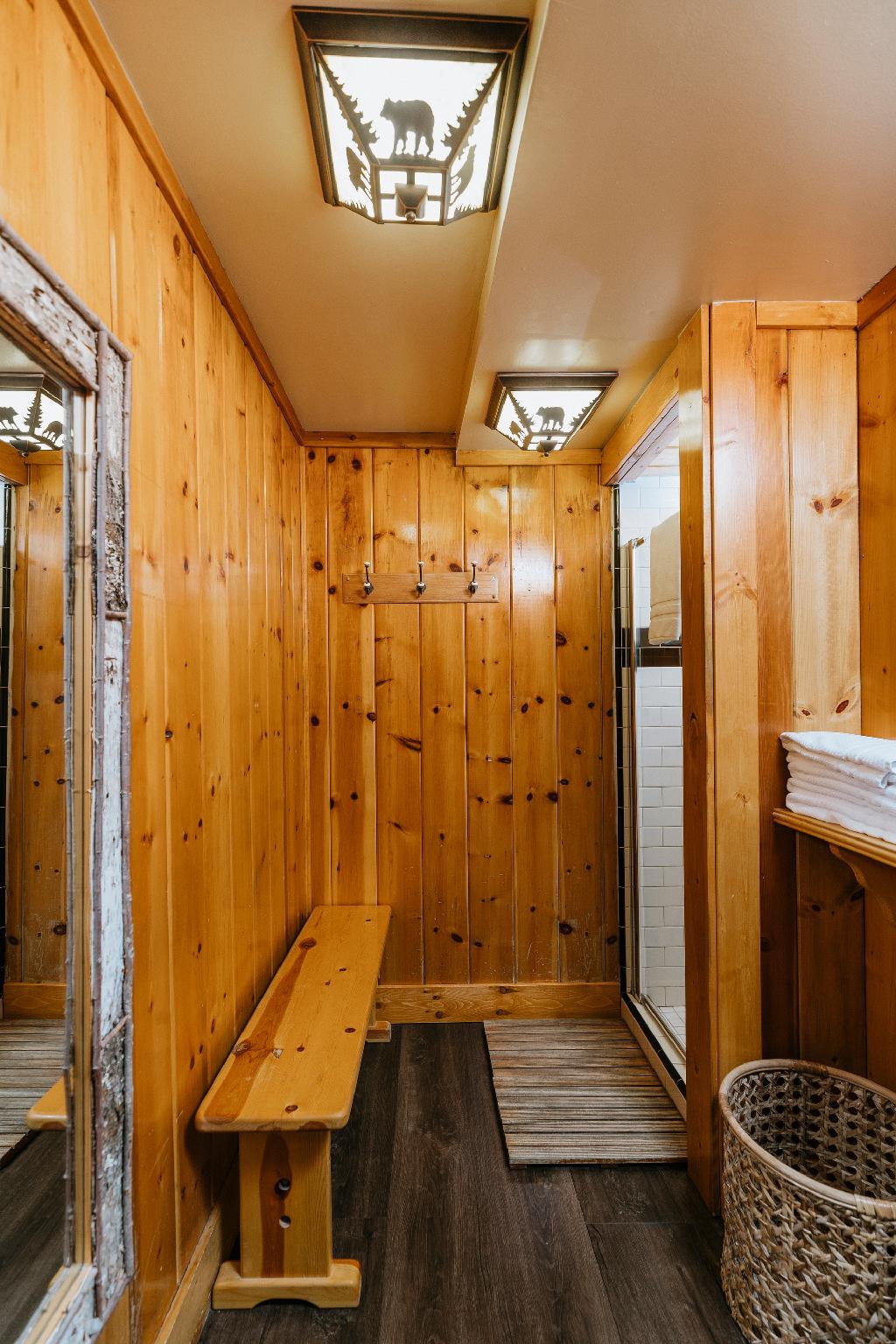 Tamarack Lodge photo 33