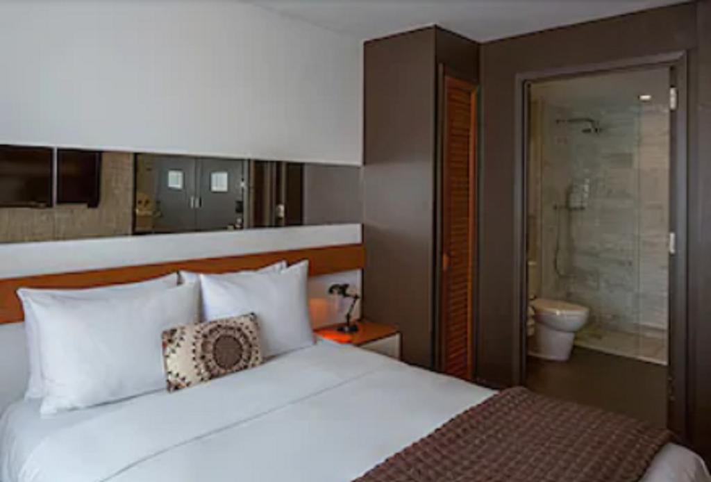 hotel-thumb