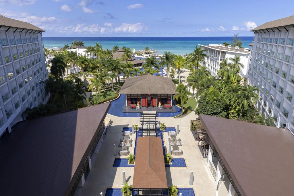 hotel-thumb