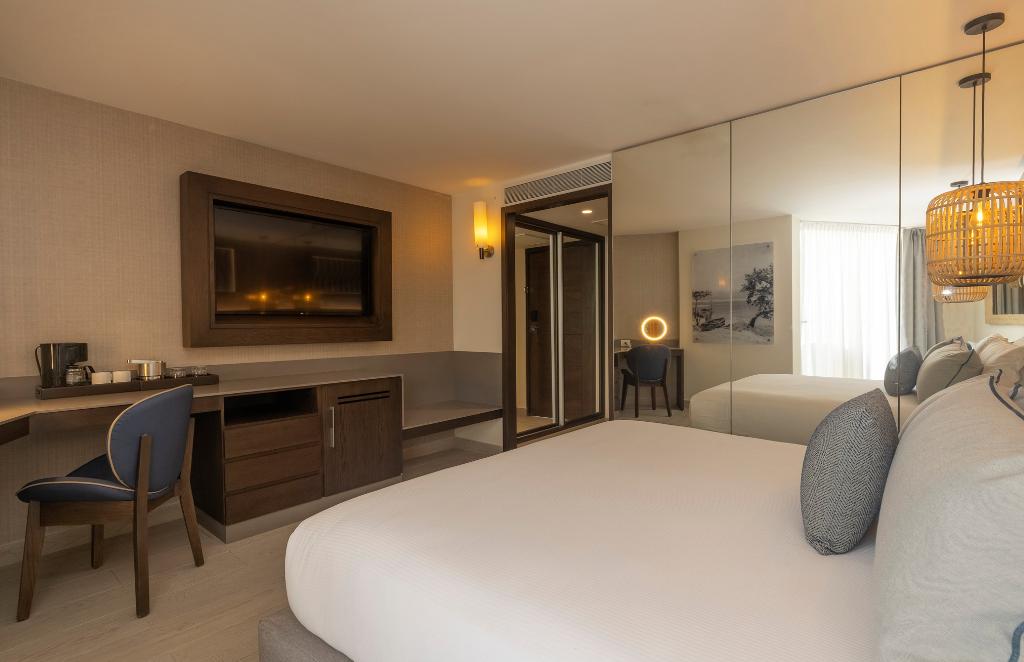 hotel-thumb