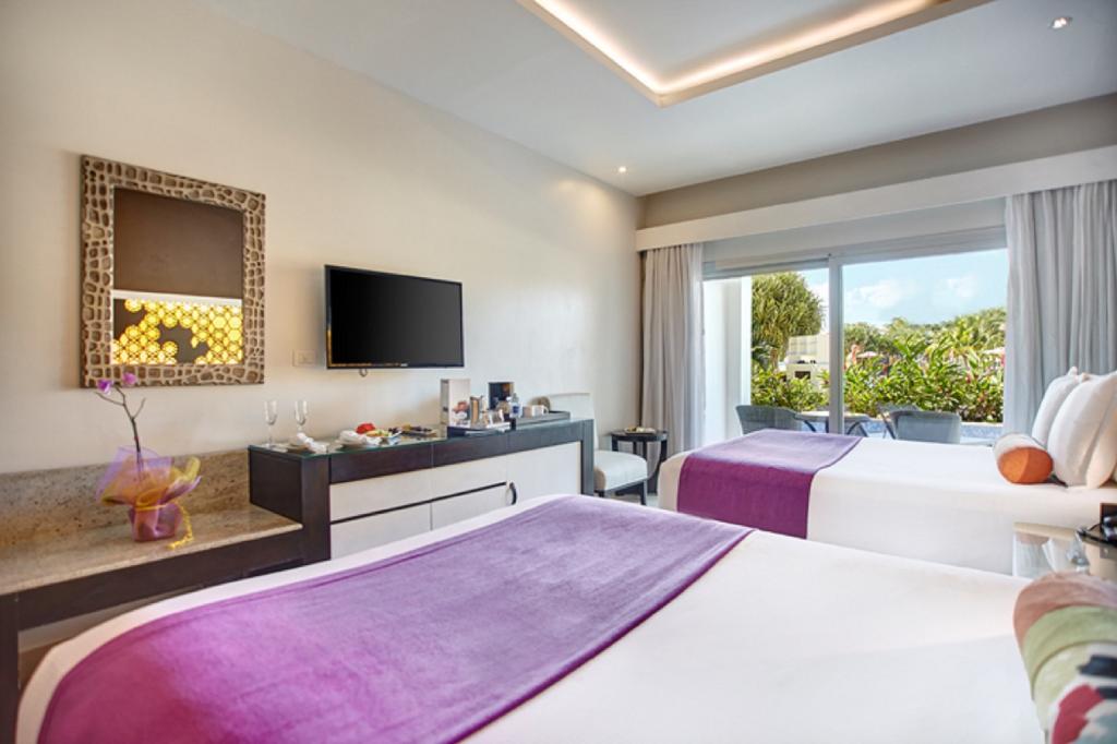 hotel-thumb