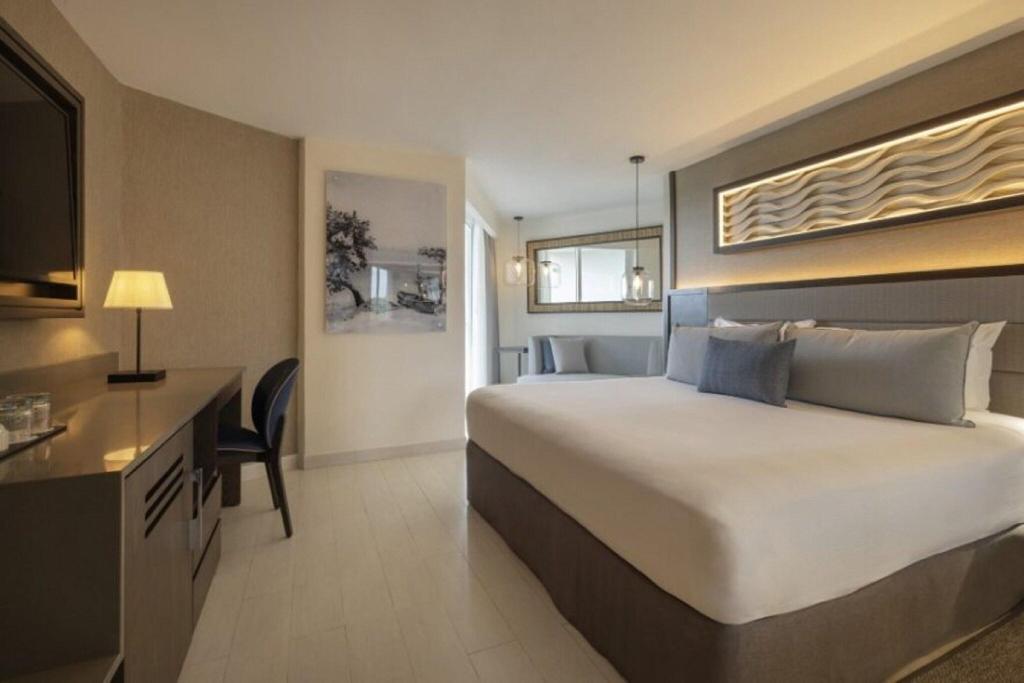 hotel-thumb