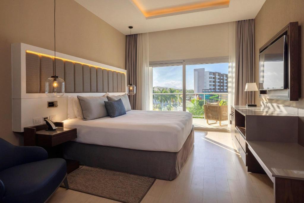 hotel-thumb