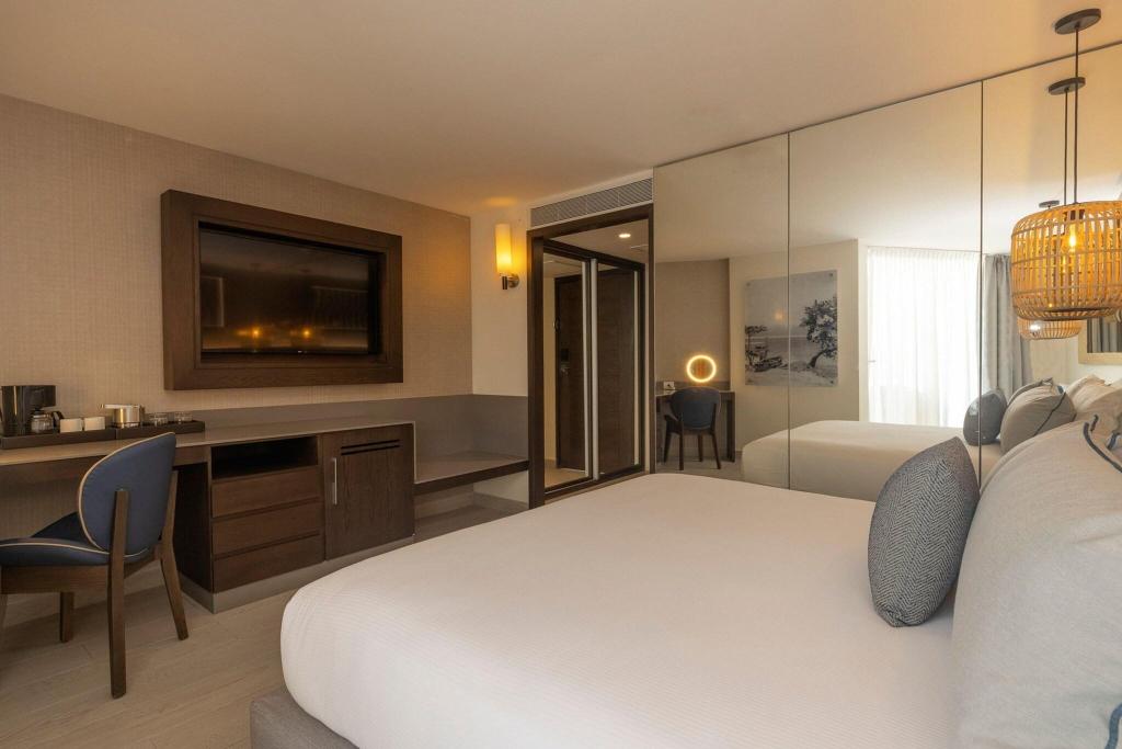 hotel-thumb