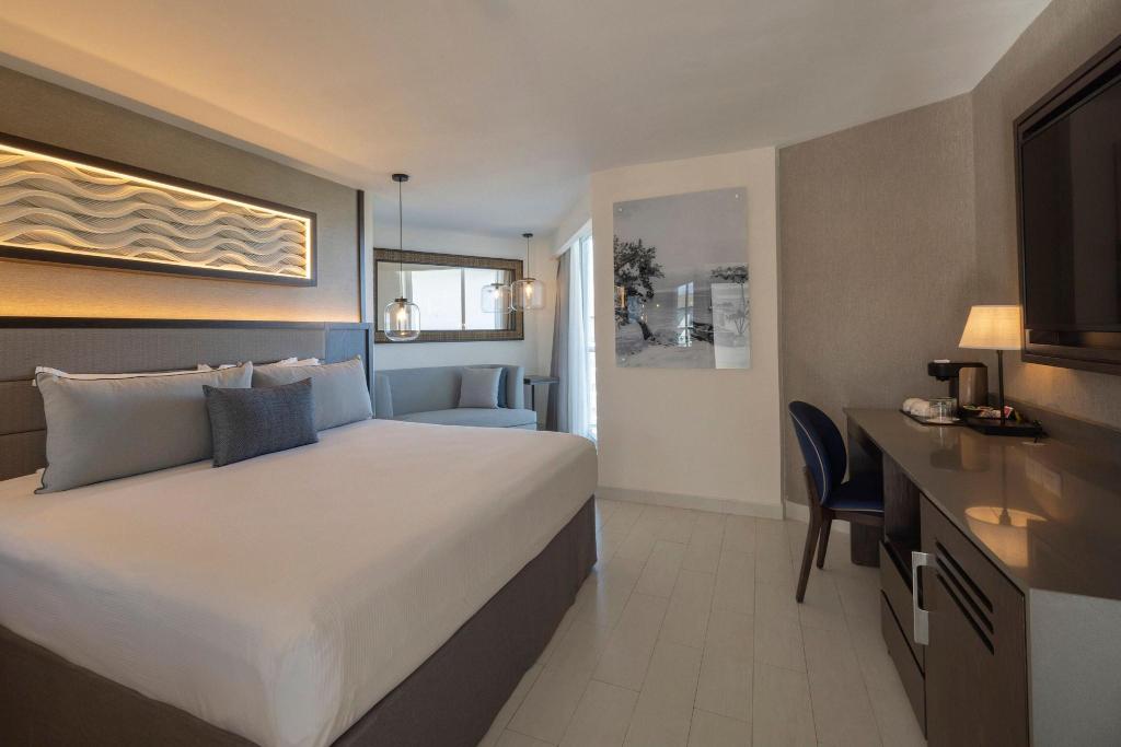 hotel-thumb