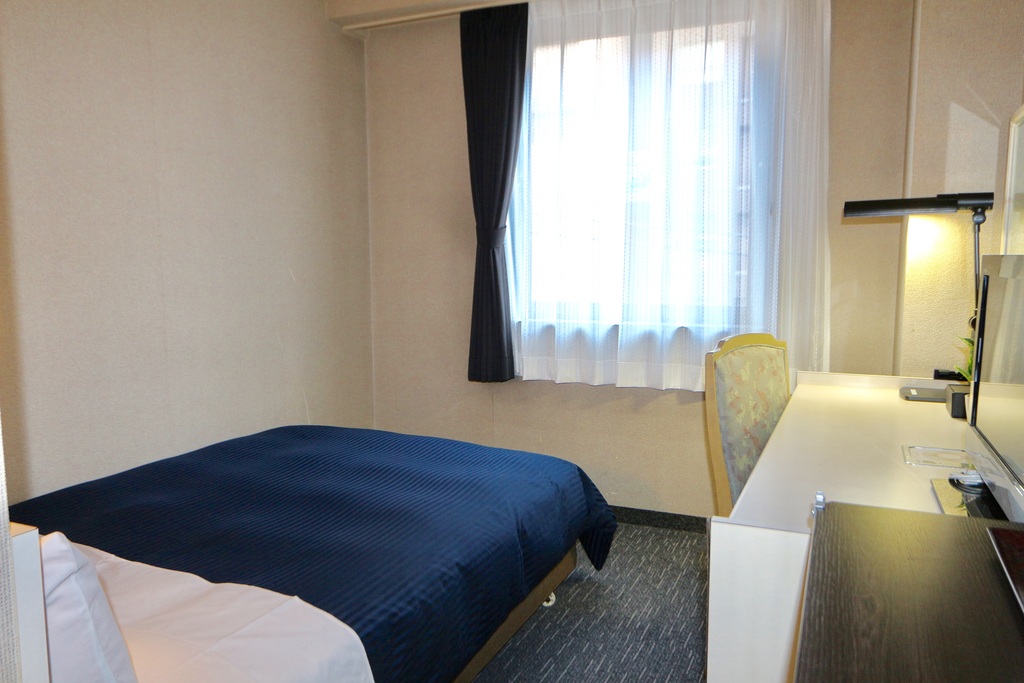 Hotel Livemax Chofuekimae