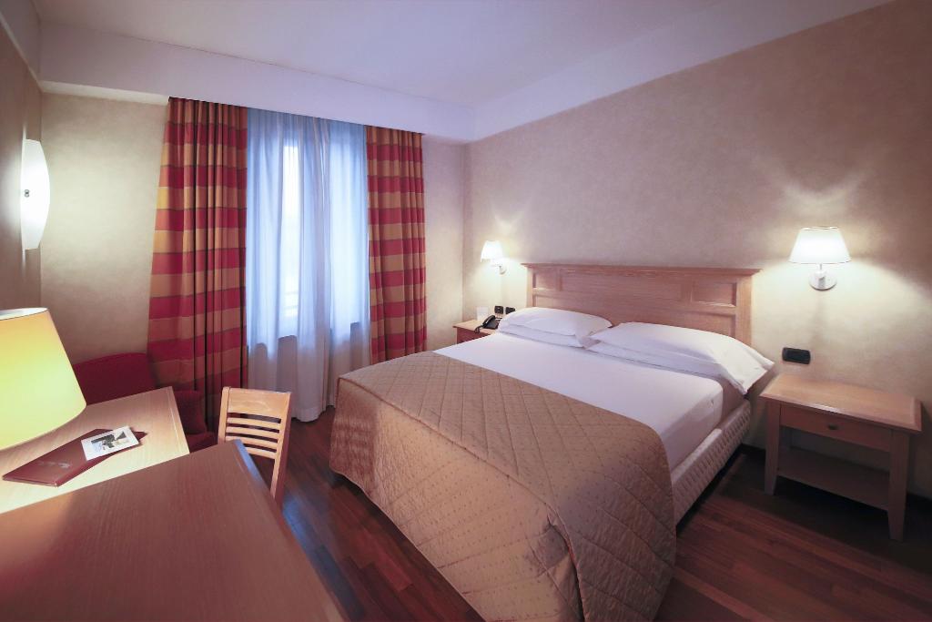 Hotel Monica Hotel Fiera