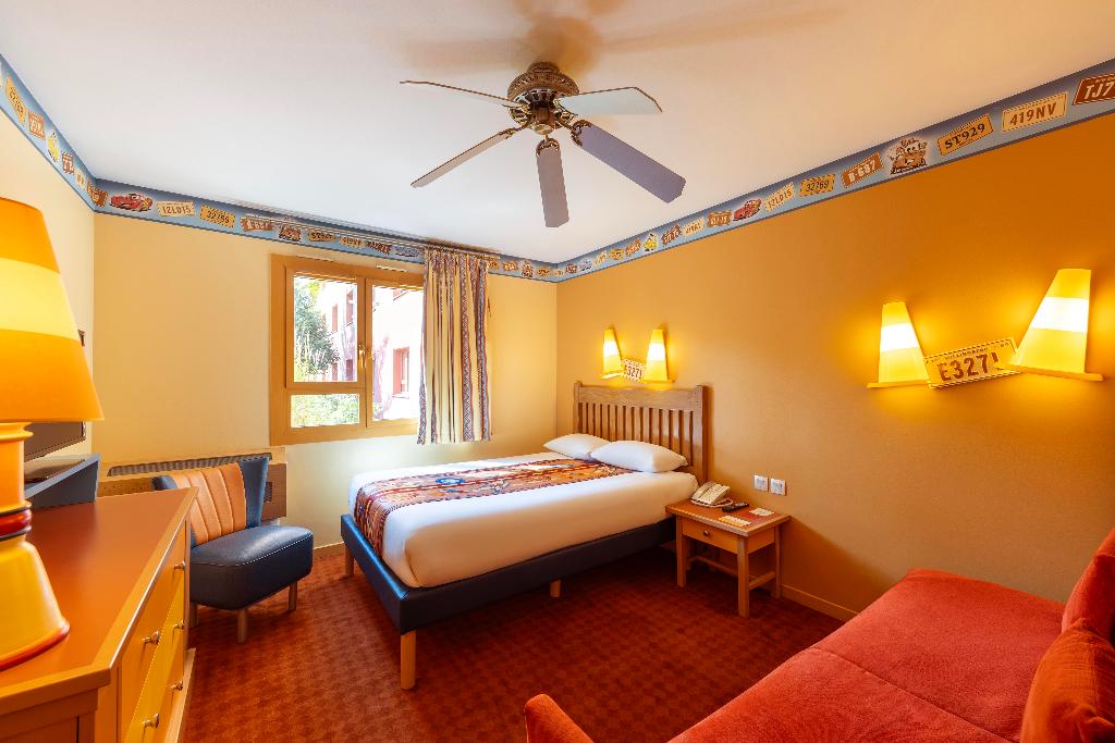 Disney Hotel Santa Fe + Tickets