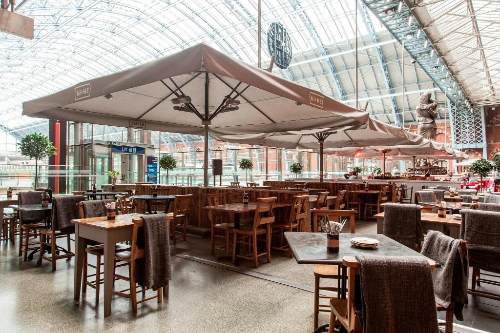Galleria immagine di St. Pancras London, Autograph Collection