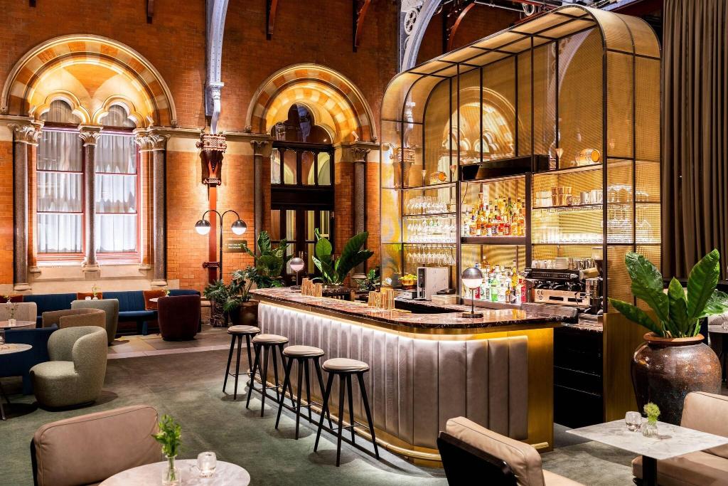 Galleria immagine di St. Pancras London, Autograph Collection