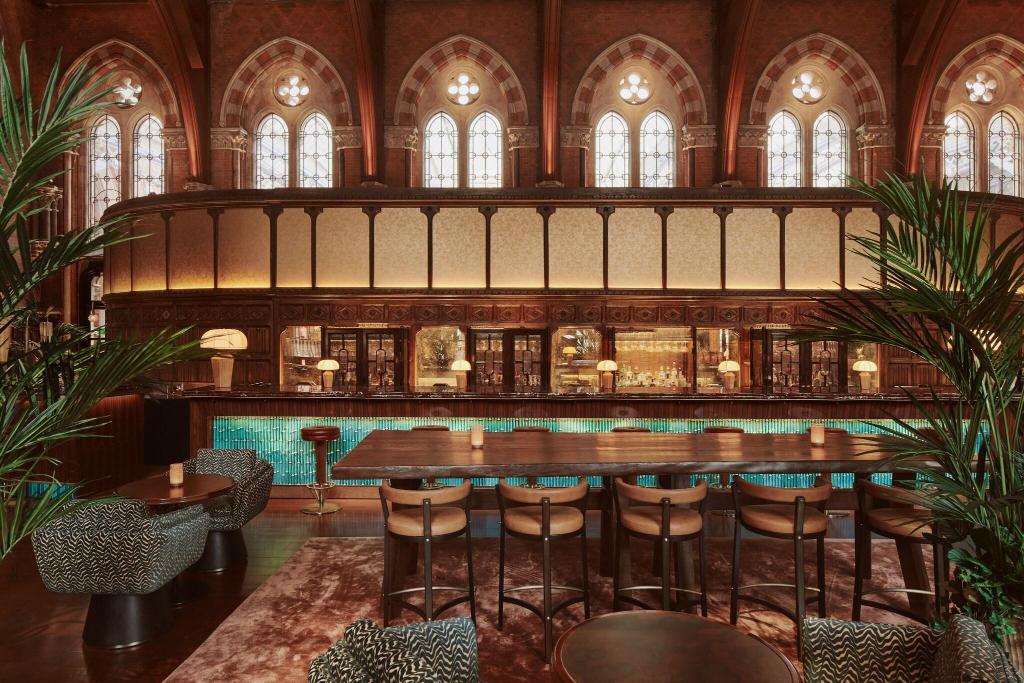Galleria immagine di St. Pancras London, Autograph Collection